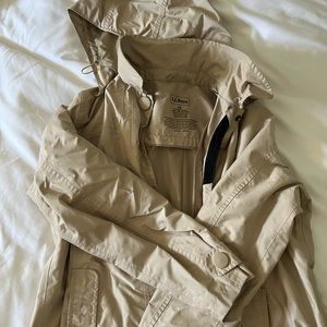 LL Bean Khaki Rain Trench ☔️
